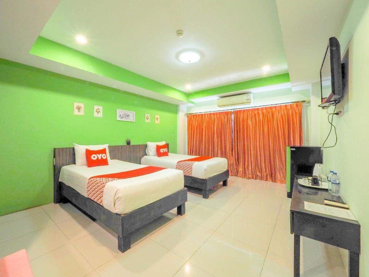 Oyo 75367 Ud Pattaya Hotel Bang Lamung Exterior photo