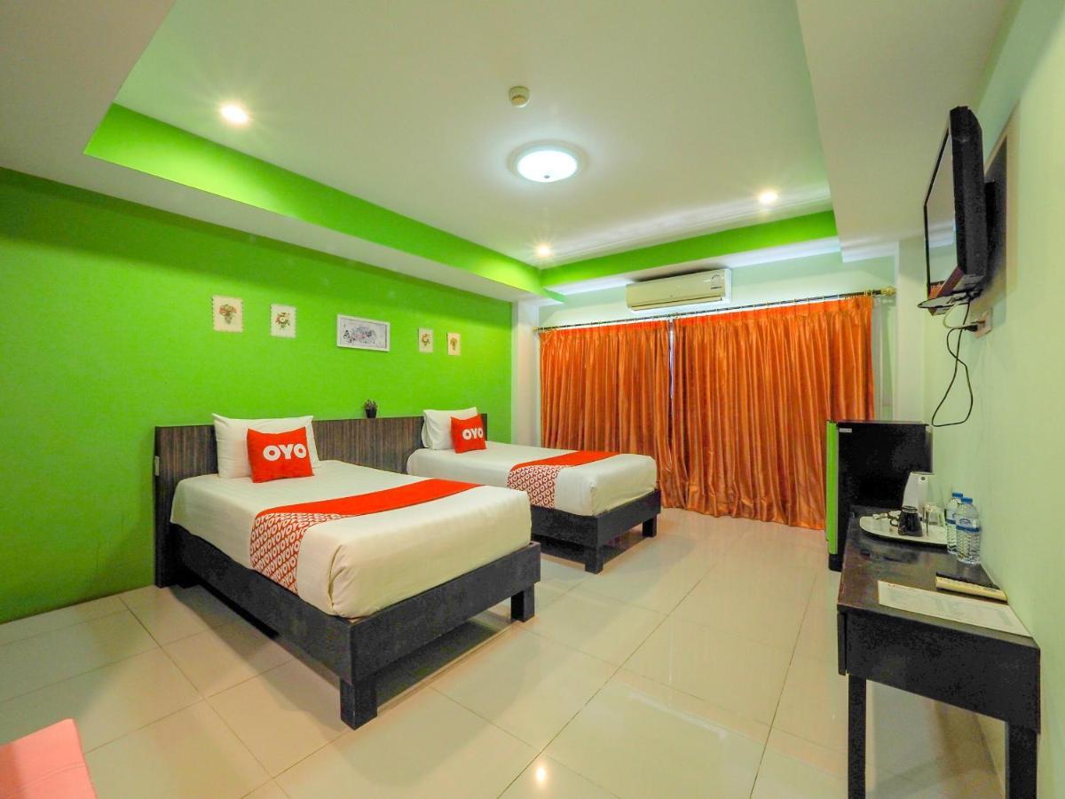 Oyo 75367 Ud Pattaya Hotel Bang Lamung Exterior photo